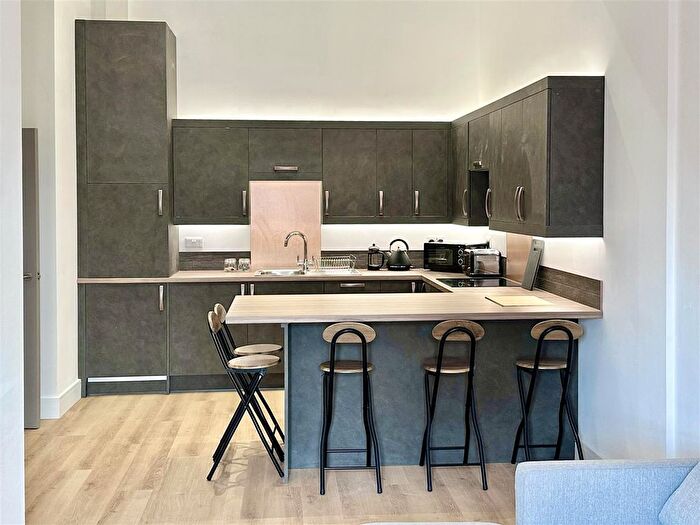 1 Bedroom Flat To Rent In Gillygate, York, YO31