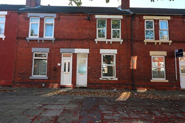 2 Bedroom House To Rent In Stirling Street, Doncaster, South Yorkshire, DN1