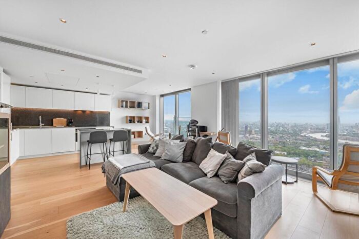2 Bedroom Flat For Sale In Marsh Wall, Millwall, E14