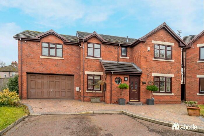 4 Bedroom Detached House For Sale In Tithebarn Grove, Liverpool, L15