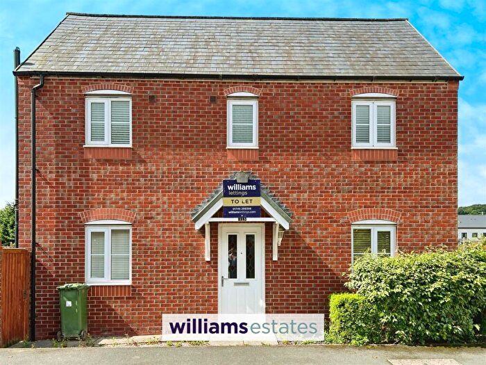 3 Bedroom Semi-Detached House To Rent In Stryd Yr Eos, Ruthin, LL15