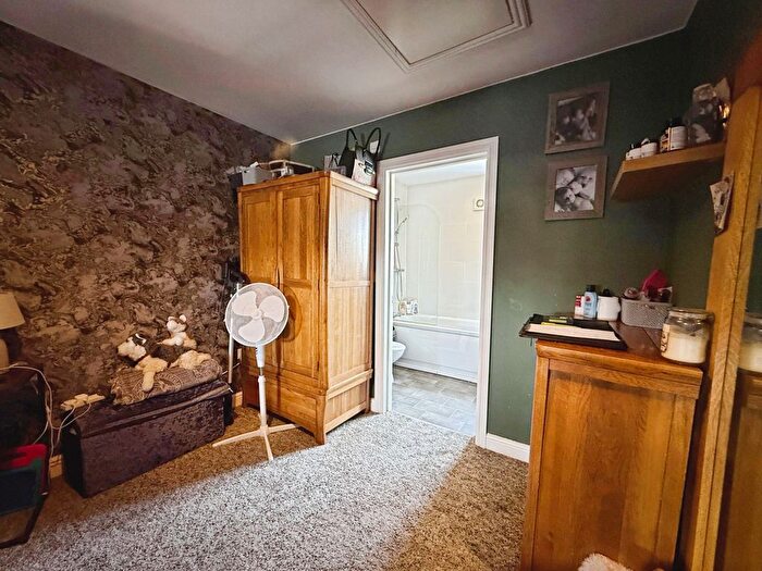 3 Bedroom Terraced House For Sale In Ash Lea Drive, Donnington, Telford, TF2