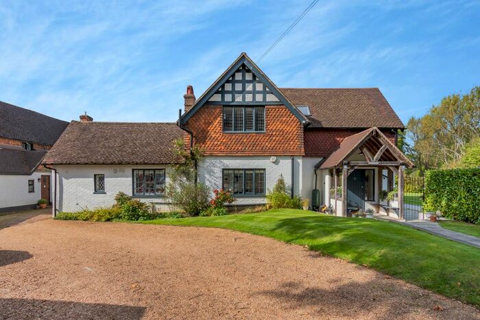 4 Bedroom Semi-Detached House For Sale In Upper House Lane, Shamley Green, Guildford, Surrey, GU5
