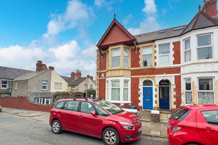 3 Bedroom End Of Terrace House For Sale In Mafeking Road, Penylan, CF23