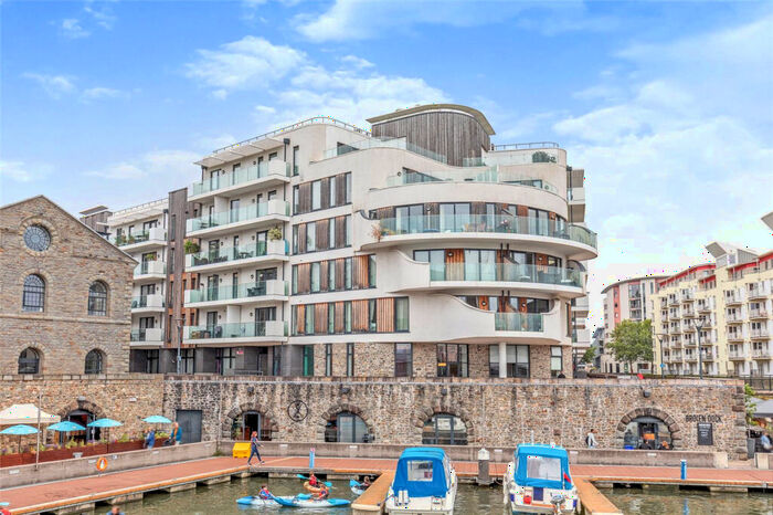 Studio To Rent In Invicta, Millenium Promenade, BS1