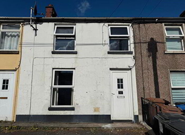 3 Bedroom Mid Terraced House For Sale In High Street, Craigavon, BT63