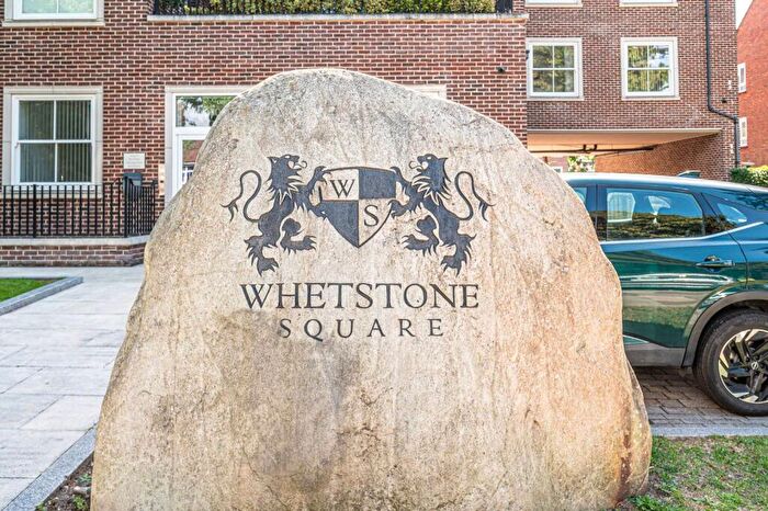 2 Bedroom Flat To Rent In High Road, Whetstone, London, N20