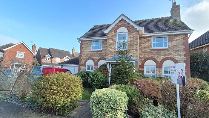 4 Bedroom Detached House For Sale In Flying Fields Road, Southam, CV47