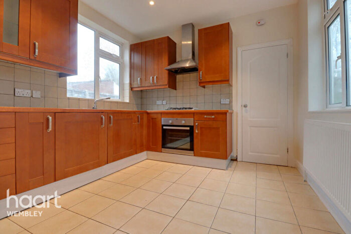 1 Bedroom Maisonette To Rent In Leith Close, London, NW9