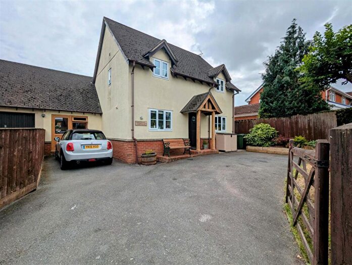 4 Bedroom Detached House For Sale In Monkland, Leominster, HR6