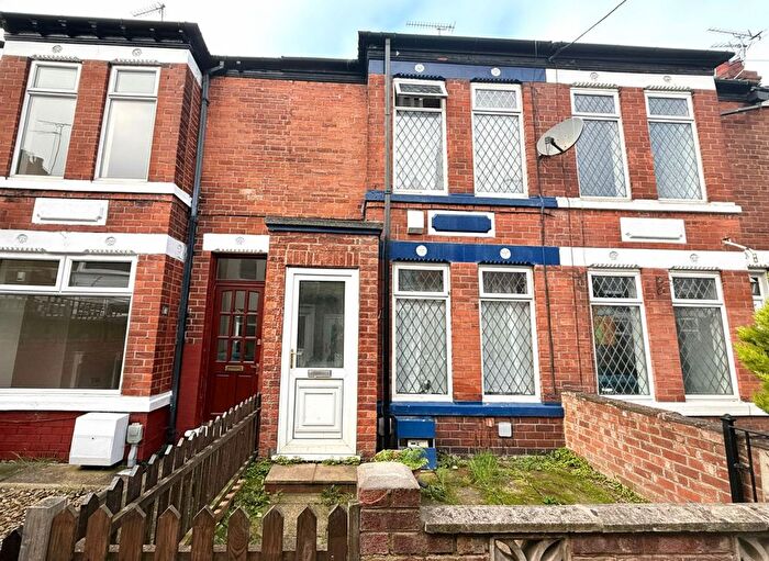 2 Bedroom Terraced House For Sale In Perth Street, Hull, HU5