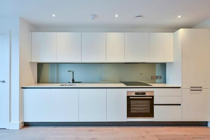 Studio To Rent In Jade Apartments, New Malden, KT3