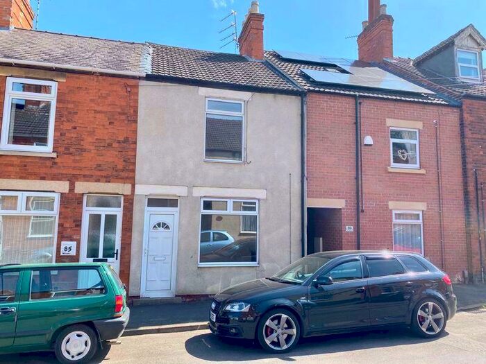 1 Bedroom Flat To Rent In Stamford Street, Grantham, NG31