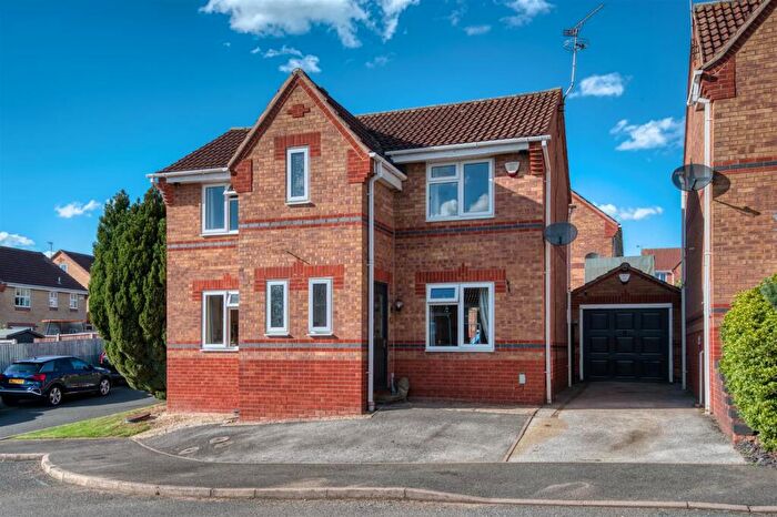3 Bedroom Detached House For Sale In Newton Close, Belper, DE56