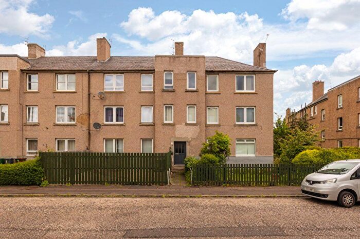 1 Bedroom Flat For Sale In / Whitson Place West, Edinburgh, EH11