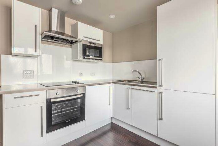 1 Bedroom Apartment To Rent In Bracknell, Berkshire, RG12