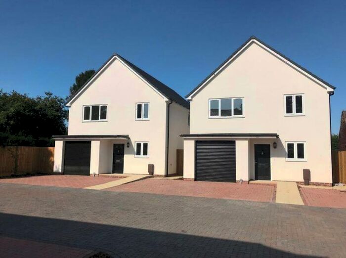 4 Bedroom Detached House To Rent In Yapton Lane, Arundel, BN18