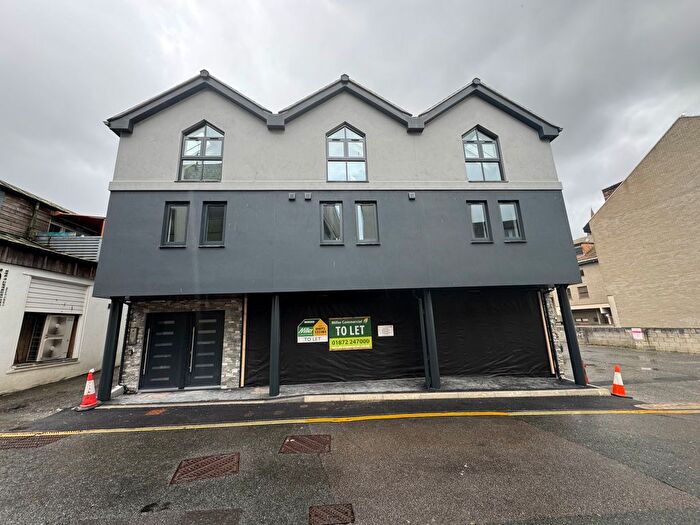 2 Bedroom Flat To Rent In Tabernacle Street, Truro, TR1