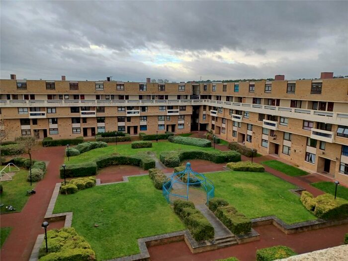 1 Bedroom Flat To Rent In Collingwood Court, Sulgrave. Washington, NE37