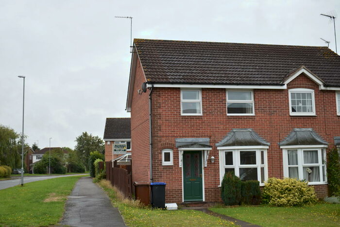 3 Bedroom Semi-Detached House To Rent In Lambrook Drive, East Hunsbury, Northampton, NN4