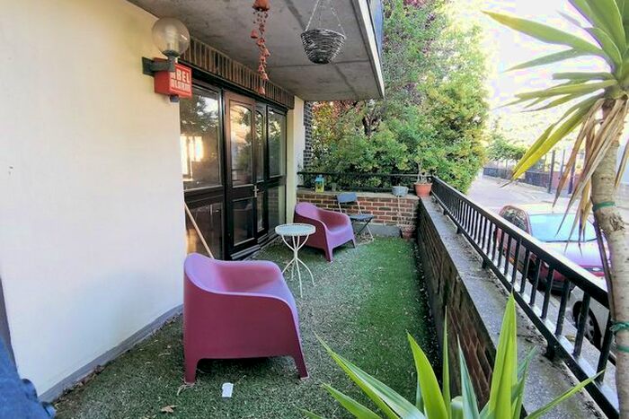 2 Bedroom Flat To Rent In Fletcher Street, Tower Hill, E1