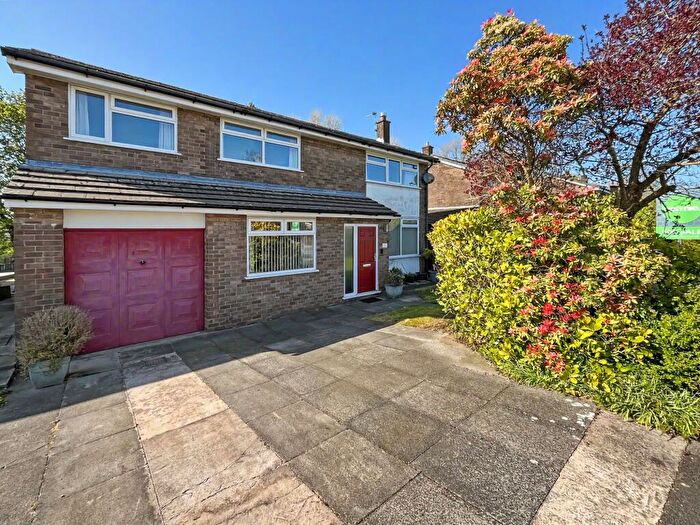 4 Bedroom Detached House For Sale In Bloomfield Drive, Unsworth. Bury, BL9