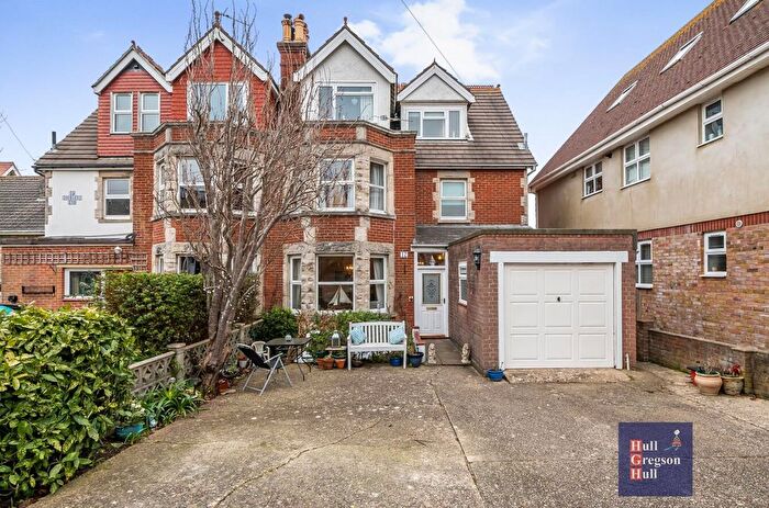 8 Bedroom Property For Sale In Cluny Crescent, Swanage, BH19