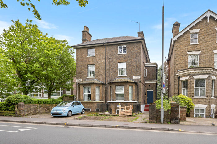 Property To Rent In Fairfield South, Kingston Upon Thames, KT1