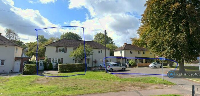 3 Bedroom Semi-Detached House To Rent In Birchett Road, Farnborough, GU14