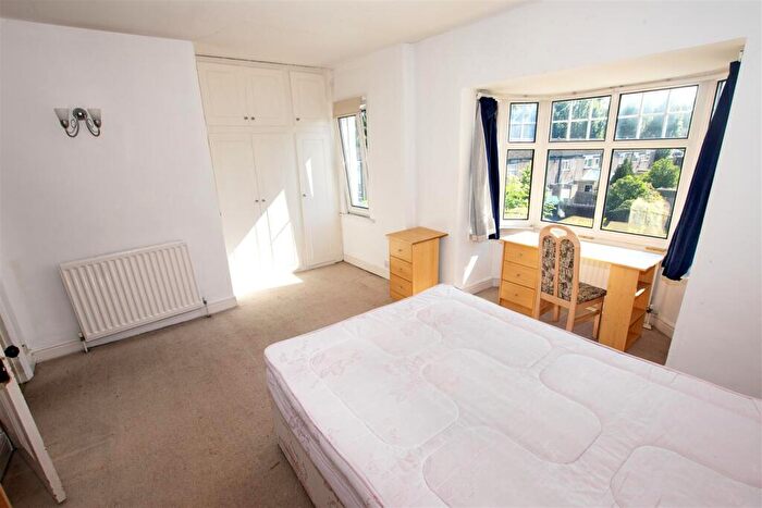 4 Bedroom House To Rent In Umberslade Road, Selly Oak, Birmingham, B29