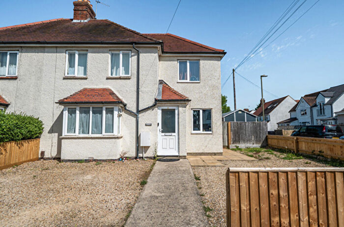 3 Bedroom Semi-Detached House For Sale In Hawthorn Avenue, Headington, Oxford, OX3