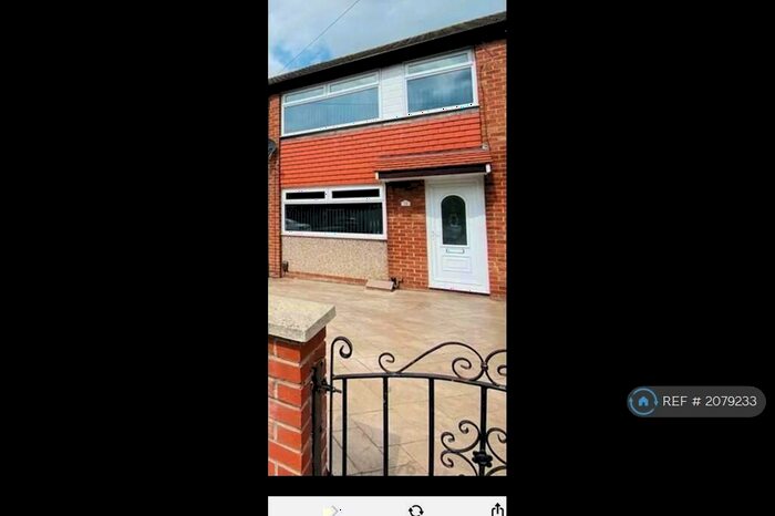 3 Bedroom Terraced House To Rent In Olwen Crescent, Stockport, SK5