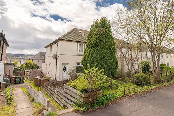 4 Bedroom Flat For Sale In Calder Road, Edinburgh, EH11