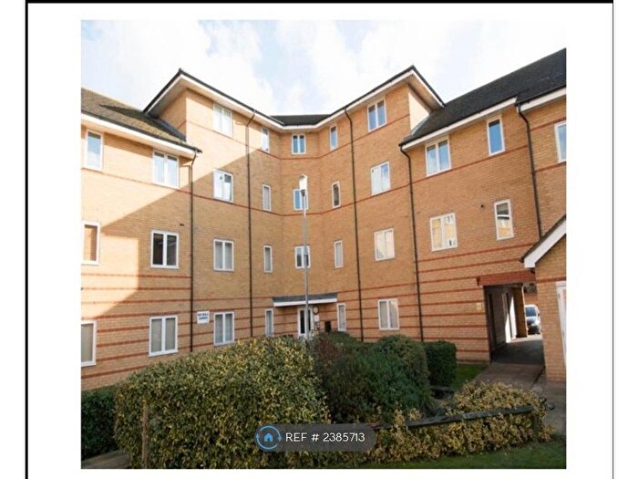 2 Bedroom Flat To Rent In New Eltham, New Eltham, SE9