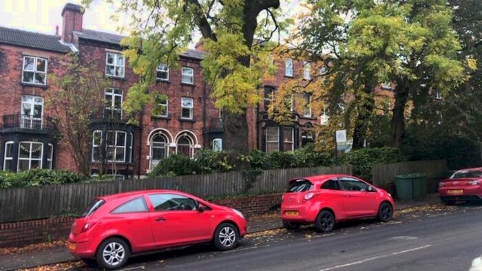 2 Bedroom Flat To Rent In St Johns Terrace, Leeds, Woodhouse, LS3