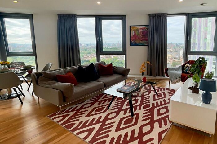 2 Bedroom Flat To Rent In One Eighty Stratford, London, E15