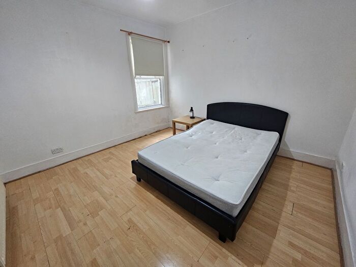 1 Bedroom Flat To Rent In Lansdown Road, London, E7