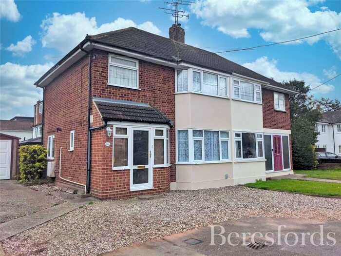 3 Bedroom Semi-Detached House To Rent In Broomfield Road, Broomfield, Chelmsford, CM1