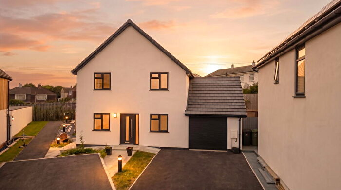 4 Bedroom Detached House For Sale In Lilford Gardens, Plymouth, PL5