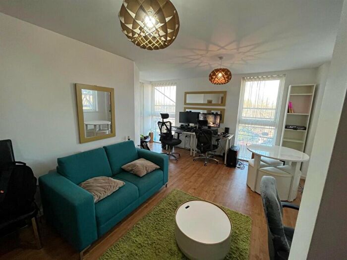 1 Bedroom Flat To Rent In Acklington Drive, London, NW9