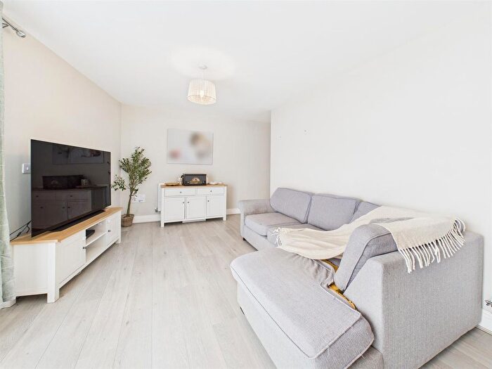 2 Bedroom Flat For Sale In Exchange Street, Aylesbury, Buckinghamshire, HP20