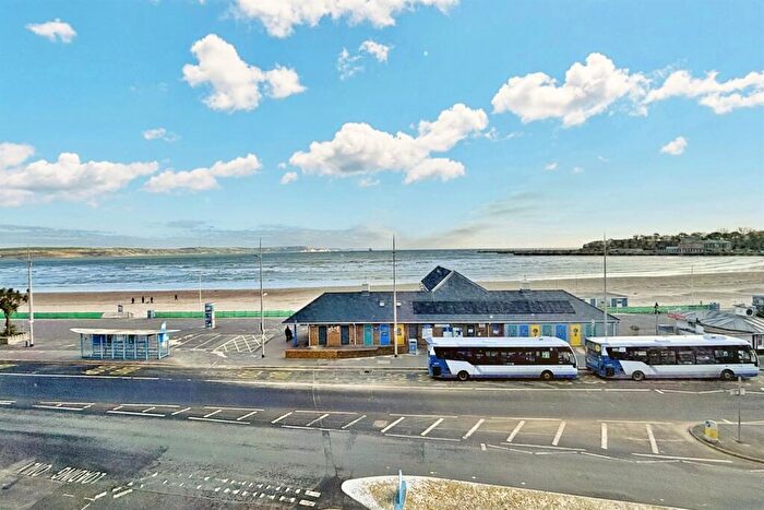 1 Bedroom Flat For Sale In Weymouth, DT4