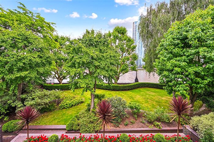 2 Bedroom Maisonette For Sale In Grosvenor Road, London, SW1V