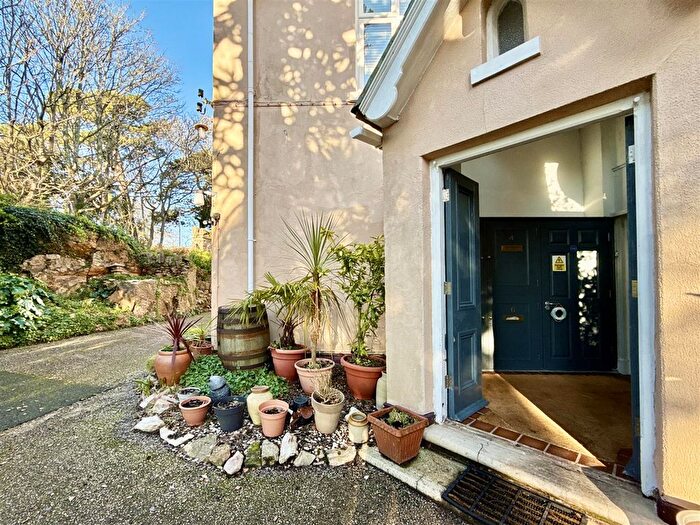 1 Bedroom Flat For Sale In Higher Manor Road, Brixham, TQ5
