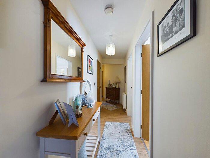 2 Bedroom Flat For Sale In Albion Street, New Brighton, Wallasey, CH45