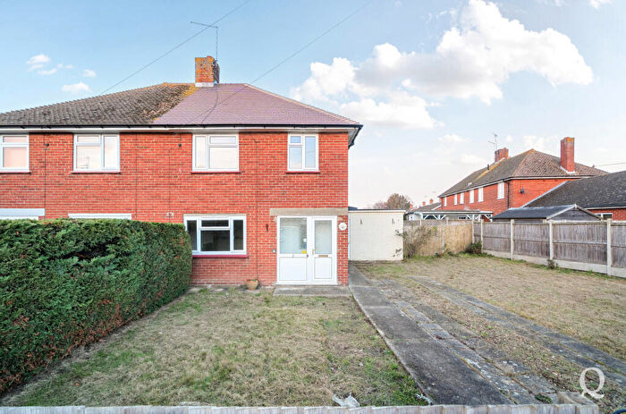 3 Bedroom Semi Detached House For Sale In Newgardens Road, Teynham, Sittingbourne, Kent, ME9