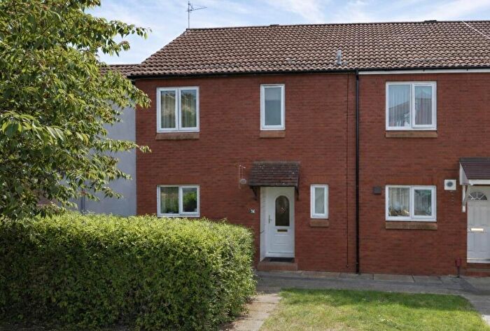 3 Bedroom End Of Terrace House For Sale In Barn Glebe, Trowbridge, BA14