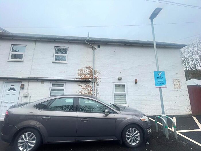 2 Bedroom Maisonette For Sale In St. Helens Street, Ipswich, Suffolk, IP4