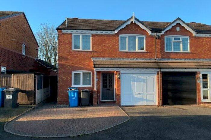 3 Bedroom Property To Rent In Cheslyn Hay, Walsall WS6