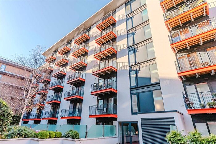 1 Bedroom Flat For Sale In Major Draper Street, Woolwich, SE18
